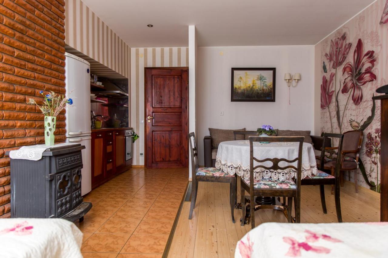 Papli 2 Accommodation Пярну Экстерьер фото