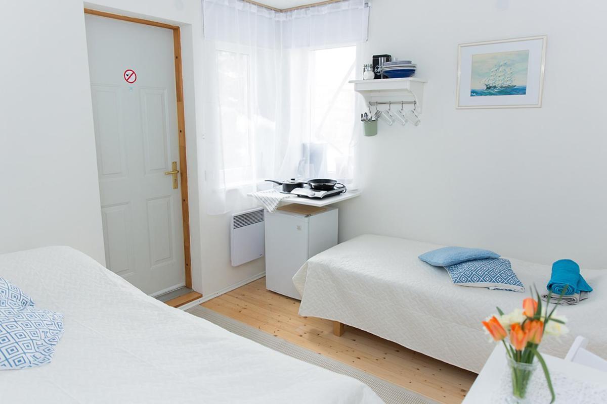 Papli 2 Accommodation Пярну Экстерьер фото