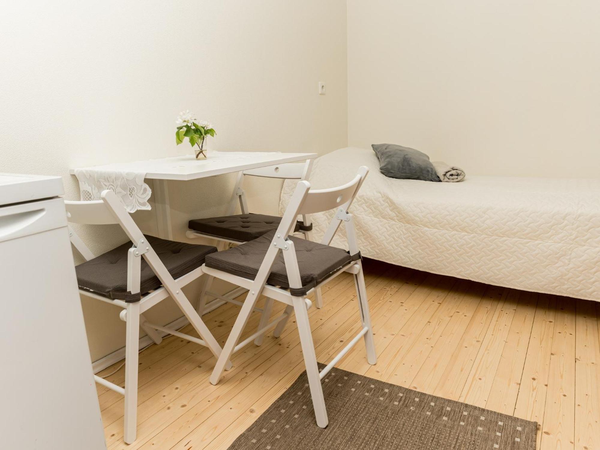 Papli 2 Accommodation Пярну Экстерьер фото